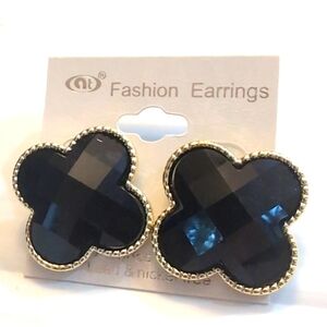 NEW | Clover Stud Earrings Black Gold